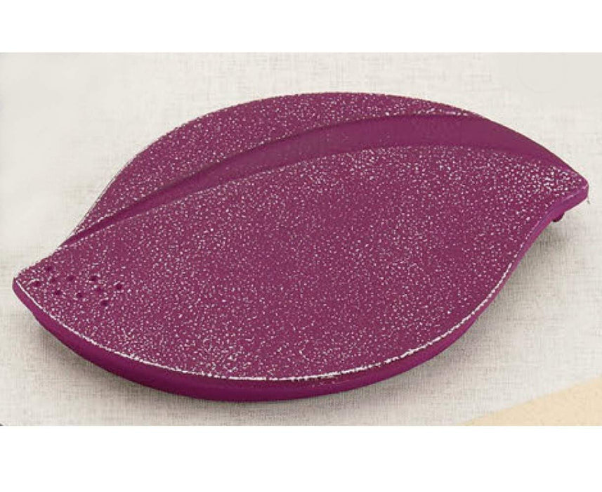 Iwachu Nambu Ironware Leaf Trivet Silver/Grape 15.5x10.5cm Model 17387-Kiichin - The #1 Place for Japanese Goods in Your Hand!