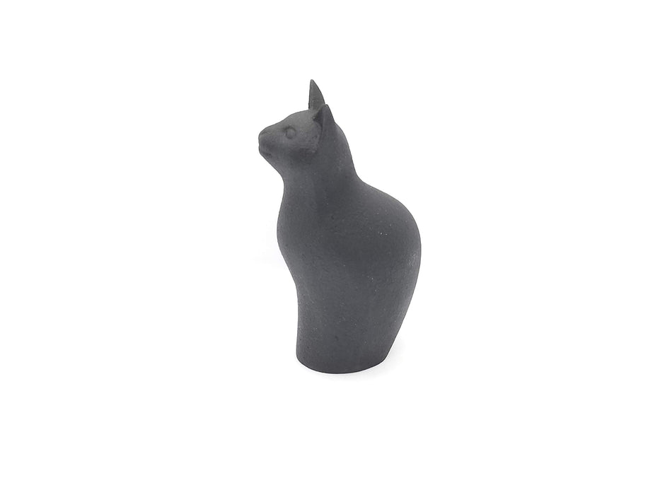 Iwachu Smug Cat Black Paperweight Nambu Ironware 3.5x6x8.5cm 30502-Kiichin - The #1 Place for Japanese Goods in Your Hand!