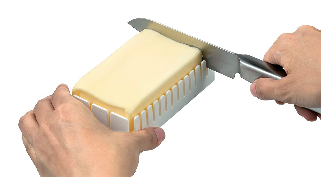 Skater Butter Case with Cutter Guide Disney Winnie the Pooh Design Btg1-A