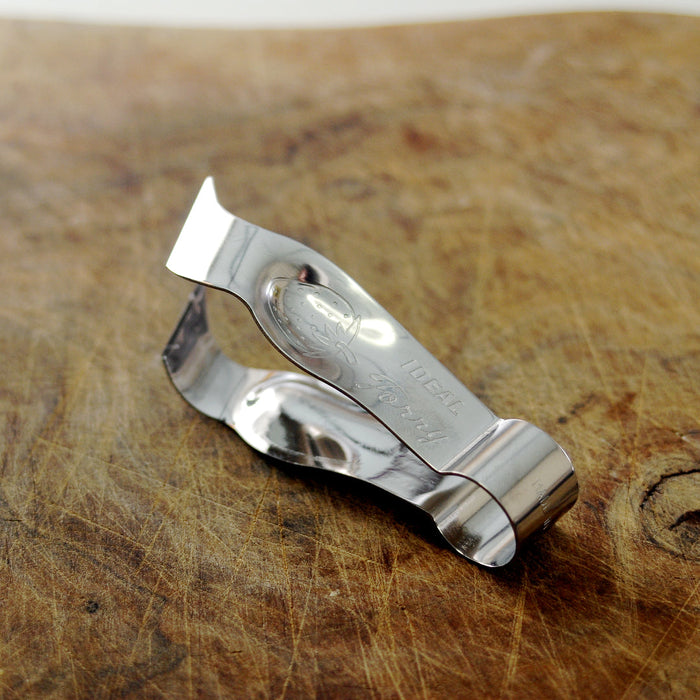 Premium Stainless Steel Strawberry Huller by Shinkousha Japan - Effortlessly Remove Strawberry Stems-Kiichin - The #1 Place for Japanese Goods in Your Hand!