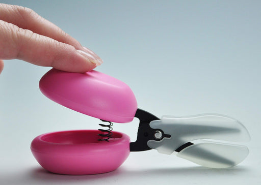 Hasegawa Knives Harac Scissors Casta Pink with Cover - Compact D4.5xH6cm Size-Kiichin - The #1 Place for Japanese Goods in Your Hand!