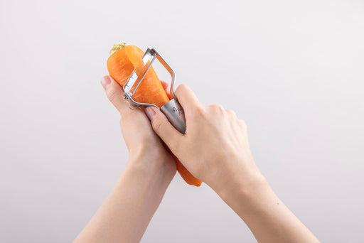 Kai Corporation Seki Magoroku Peeler - Sharp Angle Stainless Steel Dishwasher Safe-Kiichin - The #1 Place for Japanese Goods in Your Hand!