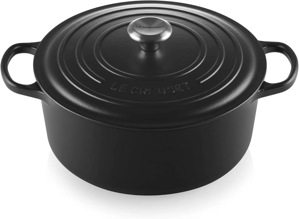 Le Creuset Signature Round Casserole with Lid 11 Inch Induction Compatible Le Creuset - Satin Black
 - 0024147263593