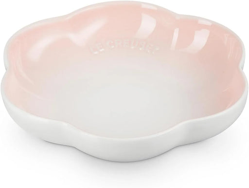 Le Creuset Sphere Round Flower Dish Medium Powder Pink Heat Resistant Microwave Oven Safe by Le Creuset